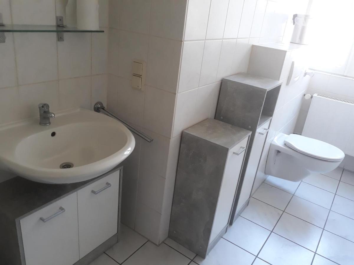 Ferienwohnung Macfewo Im Zentrum Von Mayen Bagian luar foto