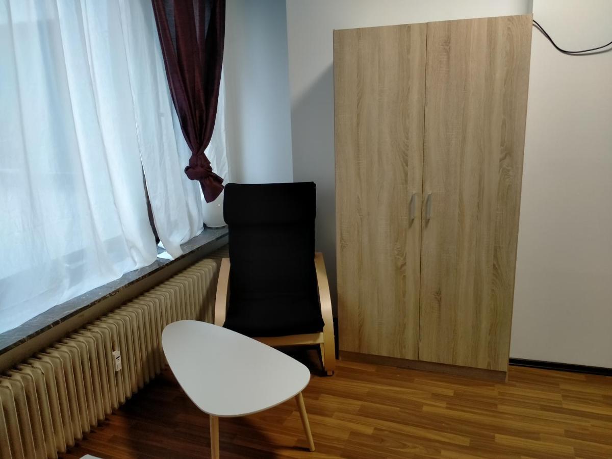 Ferienwohnung Macfewo Im Zentrum Von Mayen Bagian luar foto