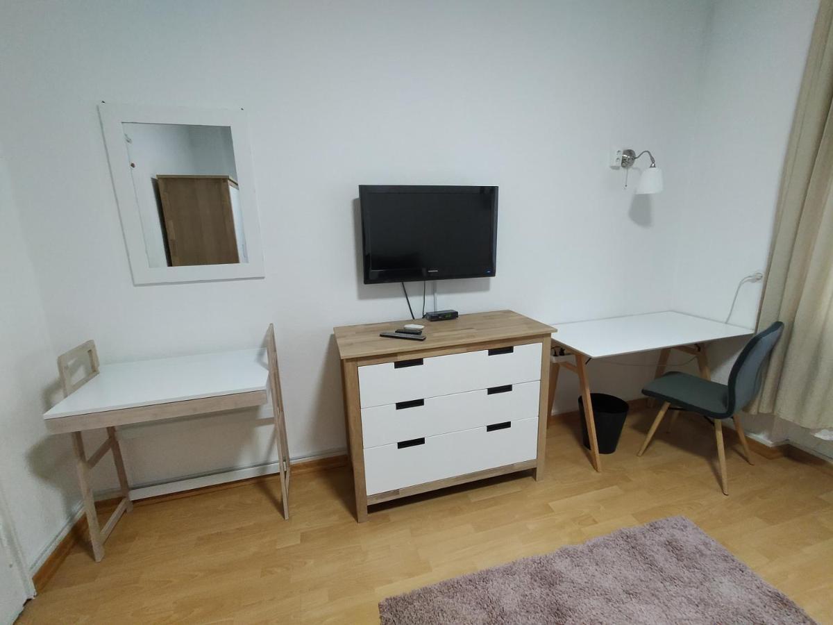 Ferienwohnung Macfewo Im Zentrum Von Mayen Bagian luar foto